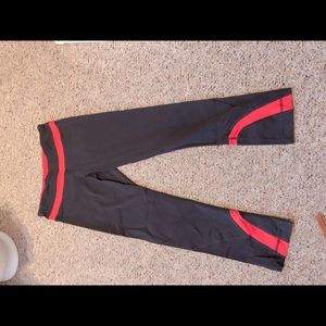 Lululemon cropped leggings!